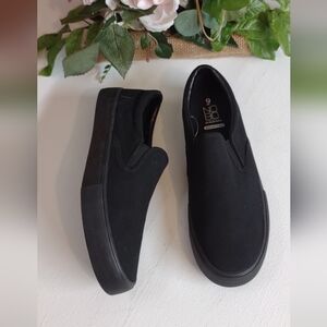 New condition shoes for women size 9